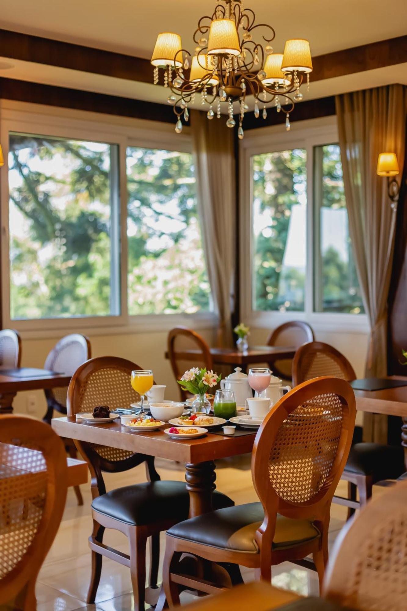 Hotel Jardins Da Colina โนวา เปโตรโปลิส ภายนอก รูปภาพ
