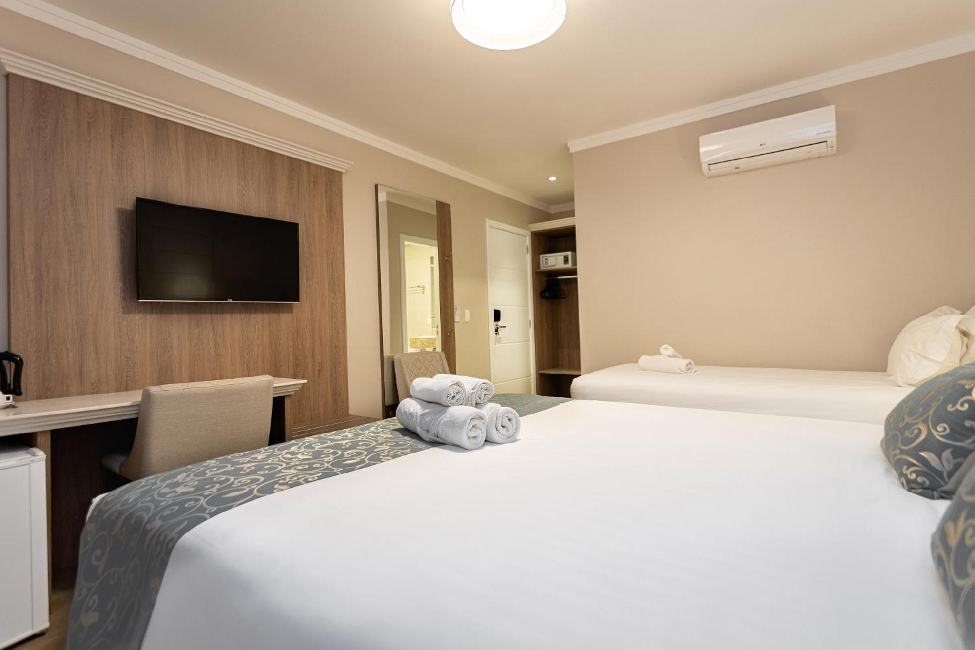 Hotel Jardins Da Colina โนวา เปโตรโปลิส ภายนอก รูปภาพ