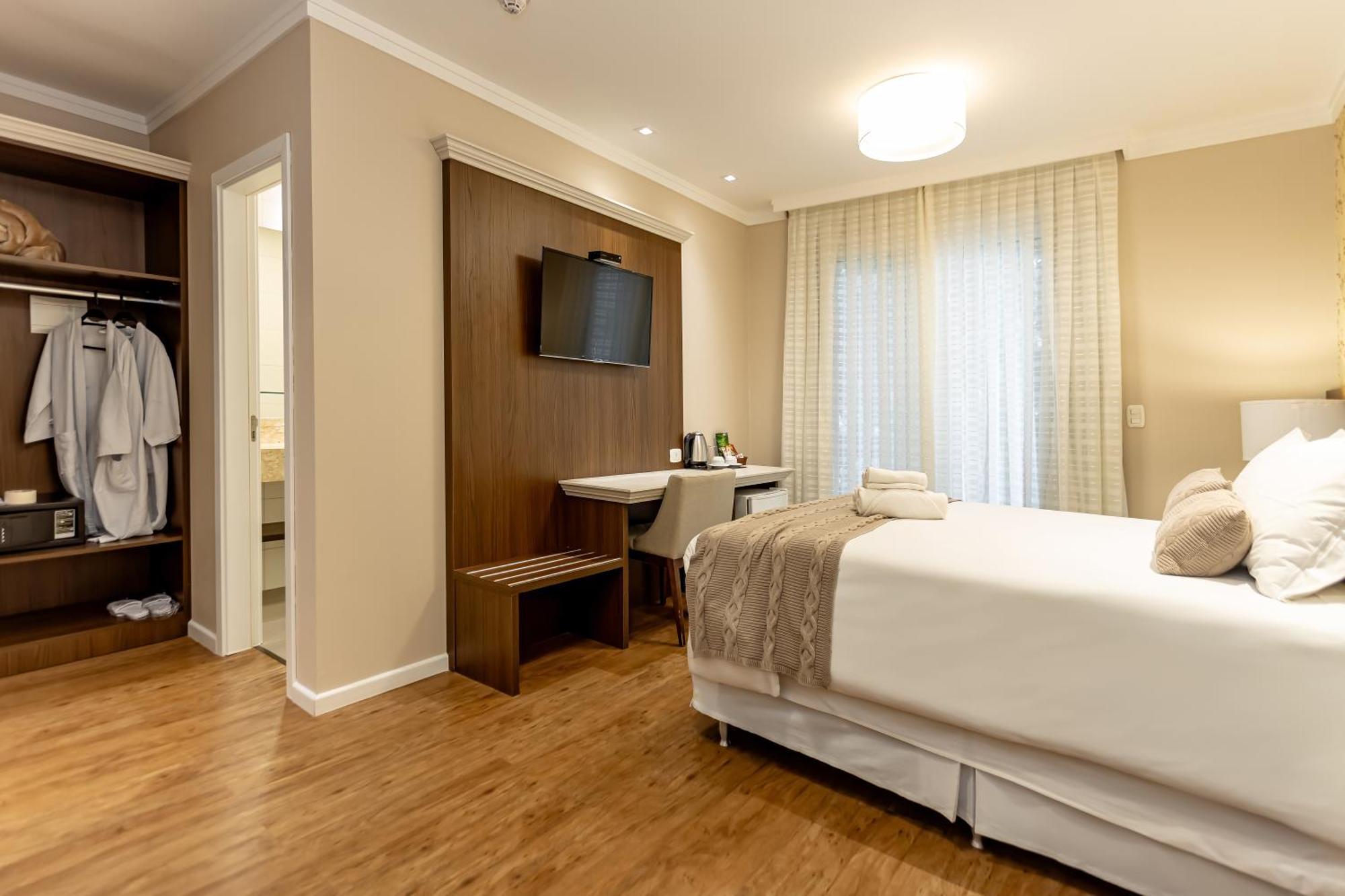 Hotel Jardins Da Colina โนวา เปโตรโปลิส ภายนอก รูปภาพ